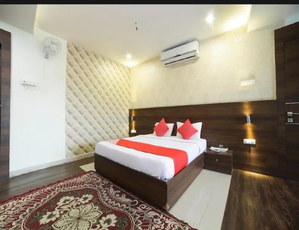 Hotel Babul Inn, Gondia Luaran gambar